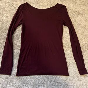 Women's Long Sleeve Scoop neck Uniqlo Heattech Plum Top
